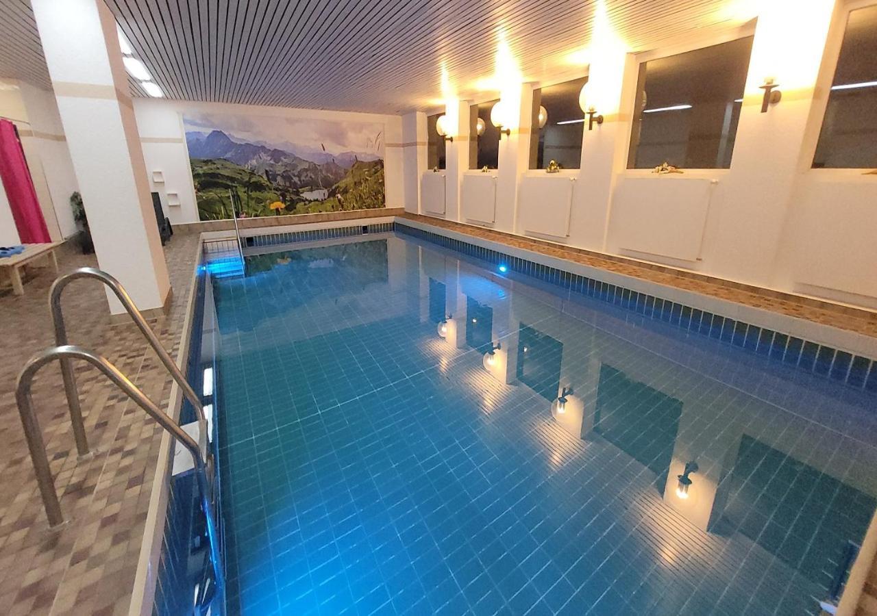 Alpenstadel_B18 Oberstdorf Exteriör bild